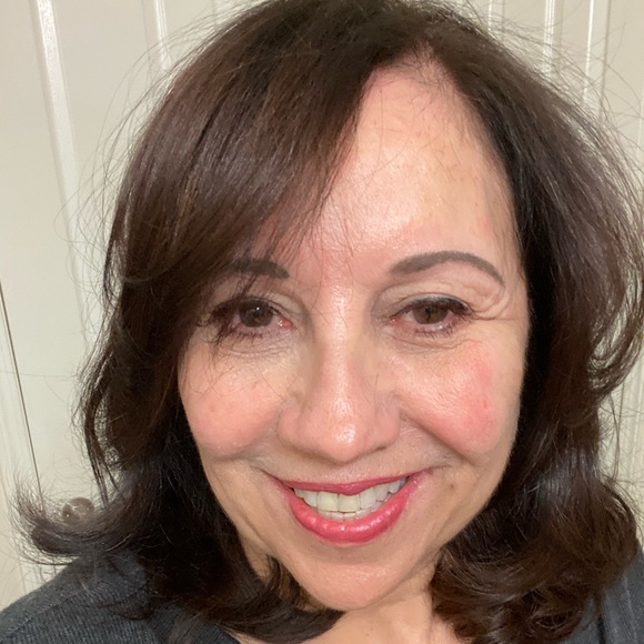 Meet your Posher, Frances - Picture 1 of 1